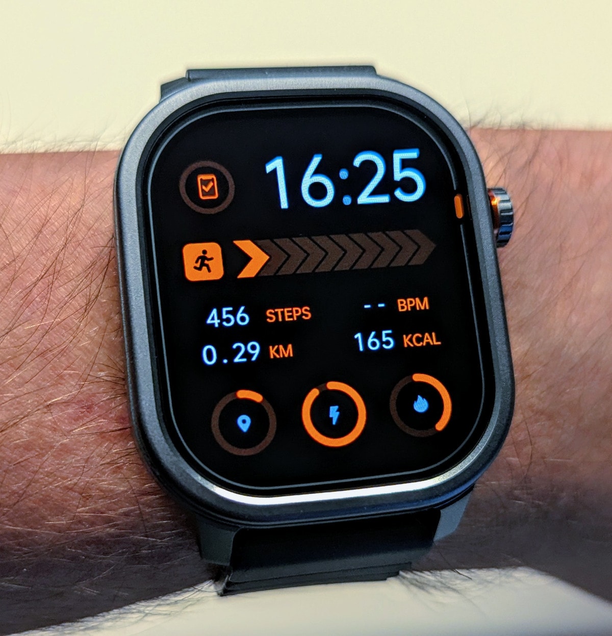 Kospet Pulse worn on wrist